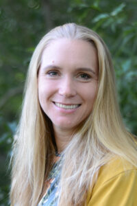 Caitlin Nase Headshot